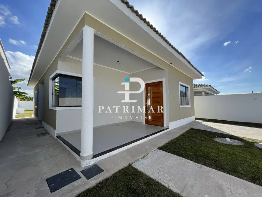 Foto 2 de Casa com 3 quartos à venda, 358m2 em Jardim Atlântico Leste (Itaipuaçu), Marica - RJ