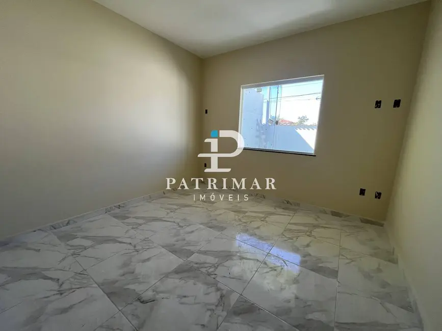 Foto 4 de Casa com 2 quartos à venda, 272m2 em Jardim Atlântico Oeste (Itaipuaçu), Marica - RJ