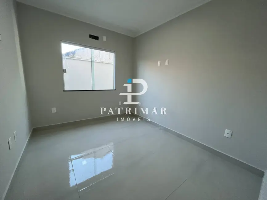 Foto 6 de Casa com 2 quartos à venda, 161m2 em Jardim Atlântico Leste (Itaipuaçu), Marica - RJ