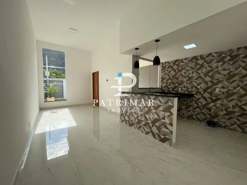 Foto 3 de Casa com 3 quartos à venda, 131m2 em Barroco (Itaipuaçu), Marica - RJ