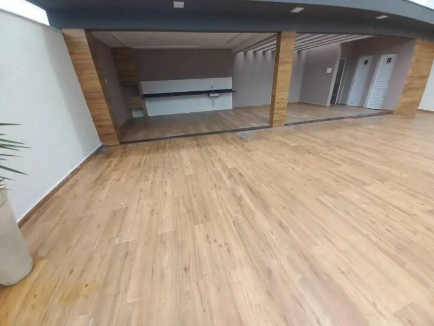 Foto 2 de Apartamento com 2 quartos para alugar, 81m2 em Sumaré, Caraguatatuba - SP