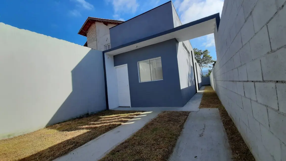 Foto 1 de Casa com 2 quartos à venda e para alugar, 150m2 em Balneário Recanto do Sol, Caraguatatuba - SP
