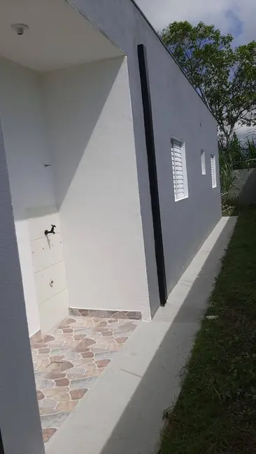 Foto 2 de Casa com 2 quartos à venda e para alugar, 150m2 em Balneário Recanto do Sol, Caraguatatuba - SP