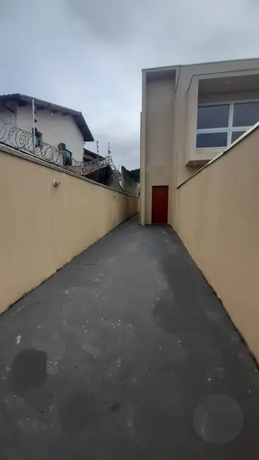 Foto 3 de Casa com 3 quartos para alugar, 250m2 em Martim de Sá, Caraguatatuba - SP