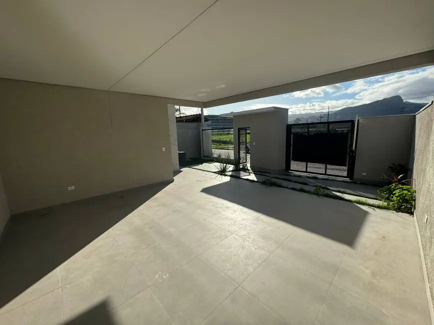 Foto 9 de Casa com 3 quartos à venda, 360m2 em Pontal de Santa Marina, Caraguatatuba - SP