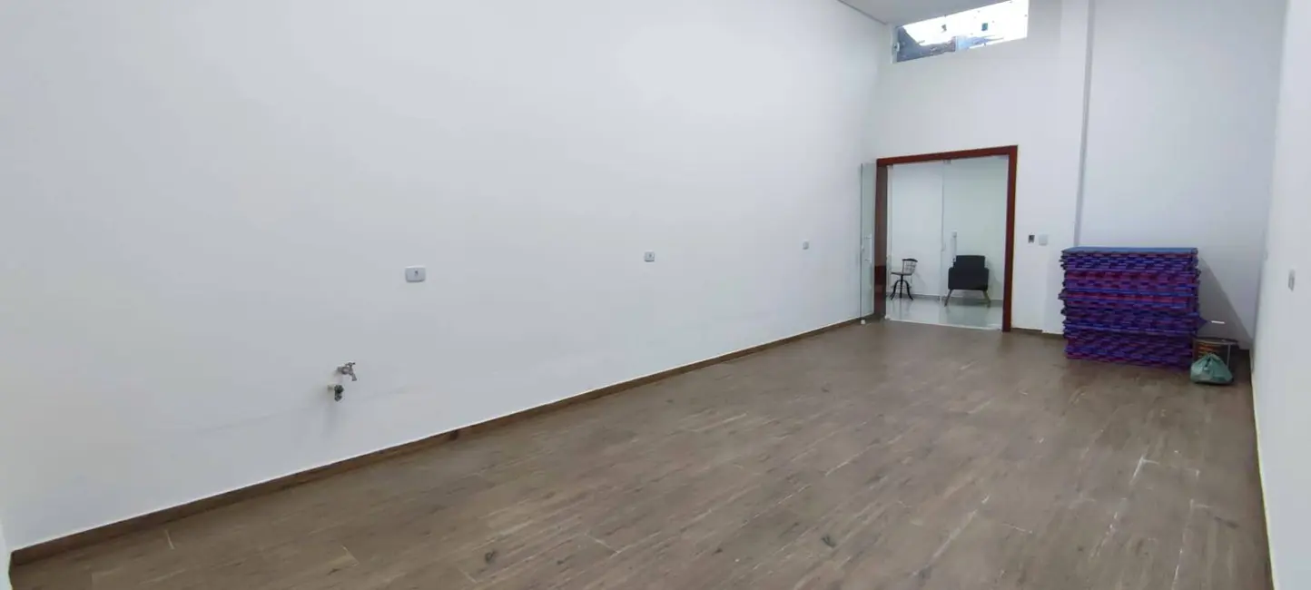 Foto 4 de Sala Comercial para alugar, 27m2 em Martim de Sá, Caraguatatuba - SP