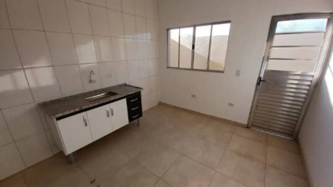 Foto 5 de Casa com 2 quartos para alugar, 80m2 em Pegorelli, Caraguatatuba - SP