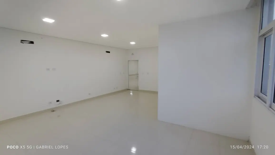 Foto 5 de Sala Comercial para alugar, 37m2 em Indaiá, Caraguatatuba - SP