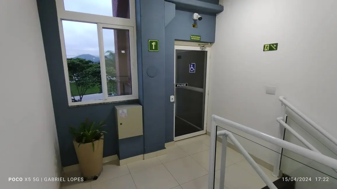 Foto 5 de Sala Comercial para alugar, 57m2 em Indaiá, Caraguatatuba - SP