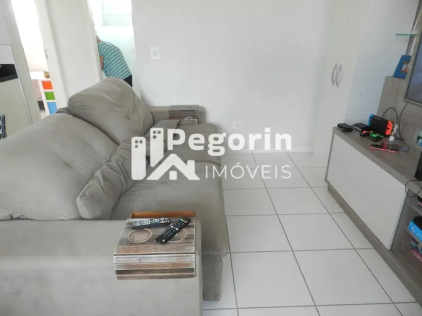 Foto 8 de Apartamento com 2 quartos à venda, 45m2 em Cajuru, Curitiba - PR