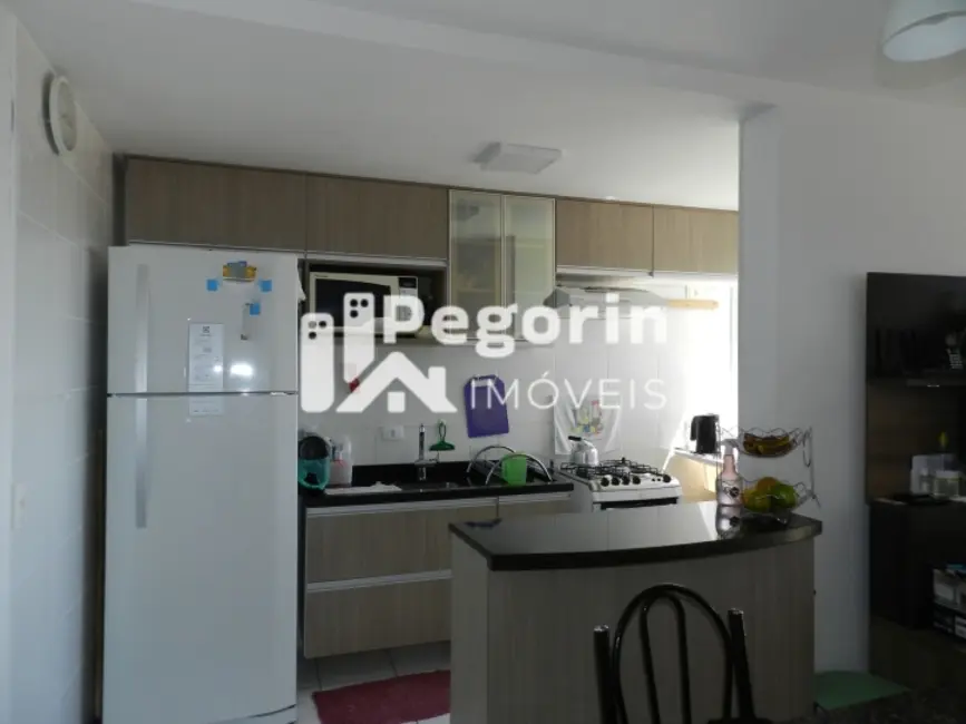Apartamento com 2 quartos à venda, 48m2 em Jardim Amélia, Pinhais - PR - imagem 3 Foto 3 de Apartamento com 2 quartos à venda, 48m2 em Jardim Amélia, Pinhais - PR