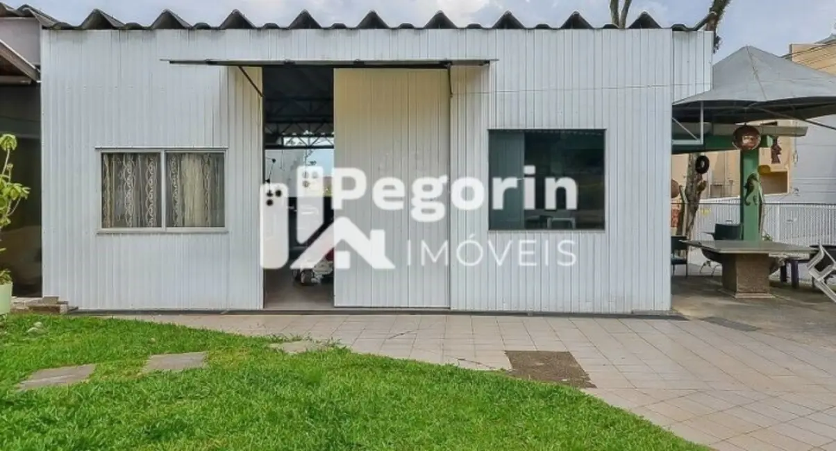 Casa com 5 quartos à venda, 237m2 em Abranches, Curitiba - PR - imagem 5 Foto 5 de Casa com 5 quartos à venda, 237m2 em Abranches, Curitiba - PR