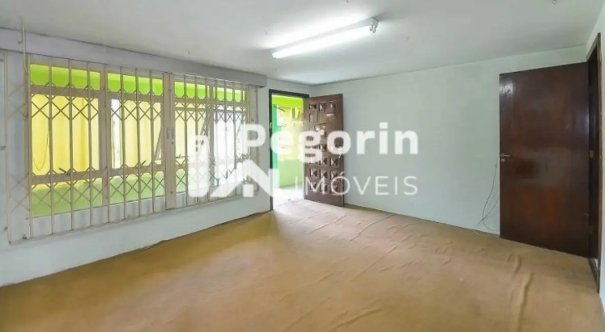 Casa com 5 quartos à venda, 237m2 em Abranches, Curitiba - PR - imagem 6 Foto 6 de Casa com 5 quartos à venda, 237m2 em Abranches, Curitiba - PR