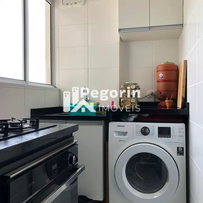 Apartamento com 2 quartos à venda, 49m2 em Jardim Amélia, Pinhais - PR - imagem 6 Foto 6 de Apartamento com 2 quartos à venda, 49m2 em Jardim Amélia, Pinhais - PR