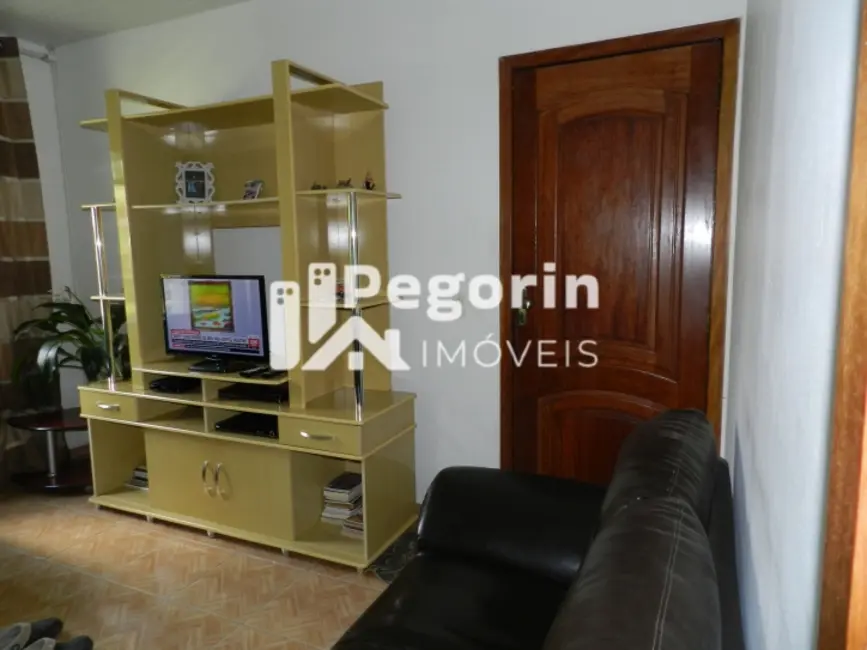 Casa com 2 quartos à venda, 147m2 em São Gabriel, Colombo - PR - imagem 4 Foto 4 de Casa com 2 quartos à venda, 147m2 em São Gabriel, Colombo - PR