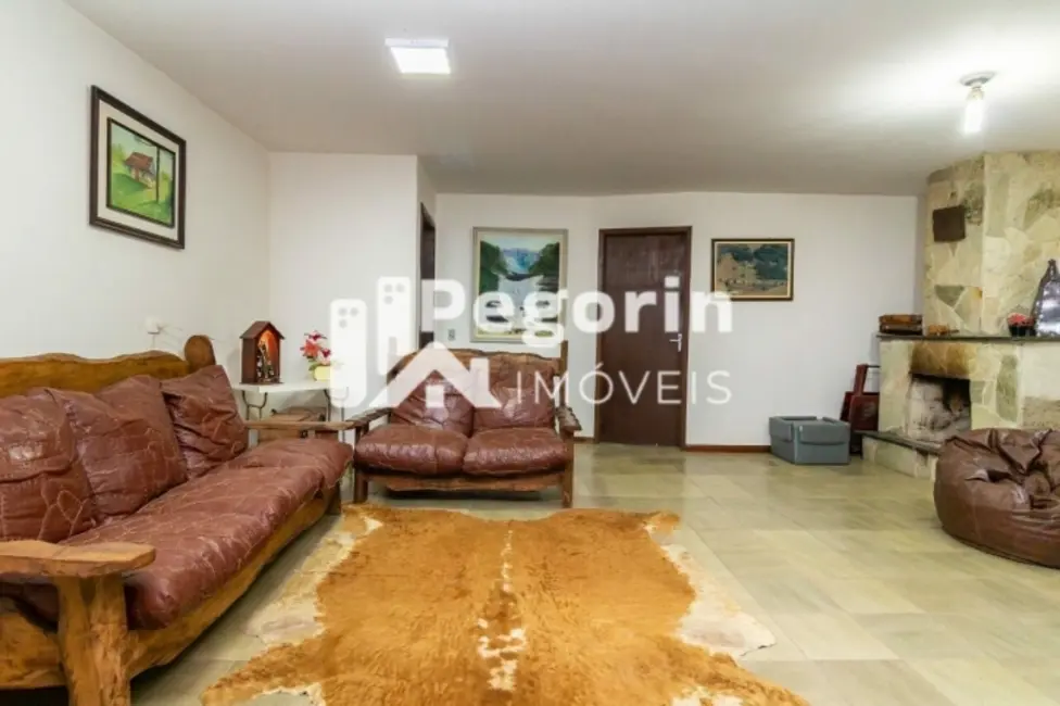 Foto 6 de Chácara com 7 quartos à venda, 412m2 em Centro, Bocaiuva Do Sul - PR