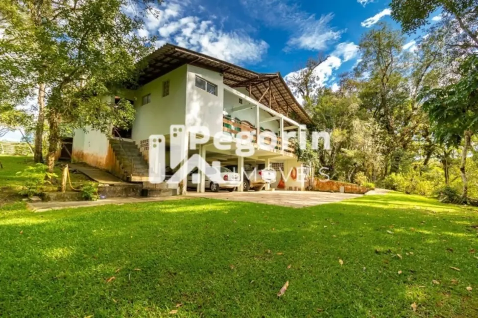 Foto 1 de Chácara com 7 quartos à venda, 412m2 em Centro, Bocaiuva Do Sul - PR