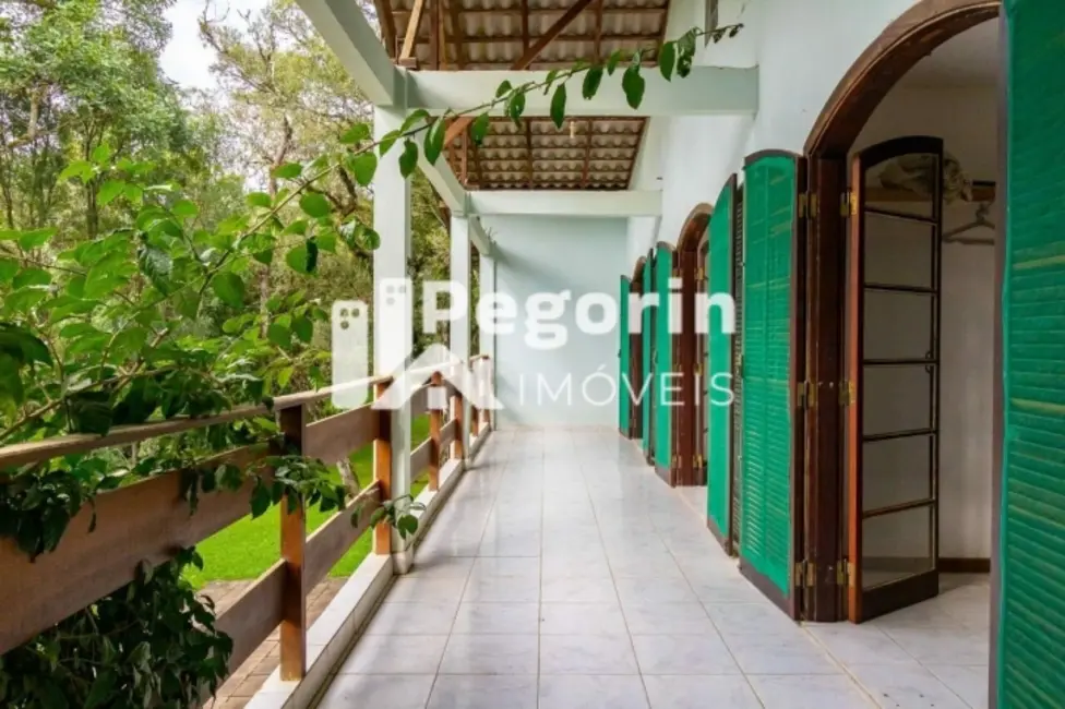 Foto 8 de Chácara com 7 quartos à venda, 412m2 em Centro, Bocaiuva Do Sul - PR