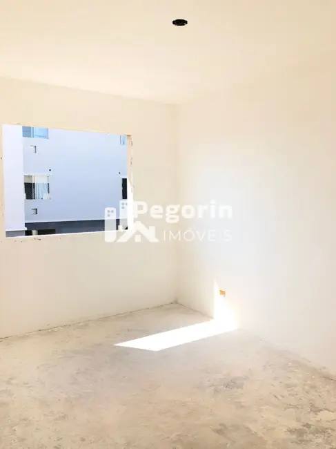 Sobrado com 3 quartos à venda, 91m2 em Vargem Grande, Pinhais - PR - imagem 3 Foto 3 de Sobrado com 3 quartos à venda, 91m2 em Vargem Grande, Pinhais - PR