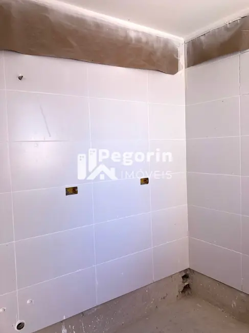 Sobrado com 3 quartos à venda, 91m2 em Vargem Grande, Pinhais - PR - imagem 4 Foto 4 de Sobrado com 3 quartos à venda, 91m2 em Vargem Grande, Pinhais - PR