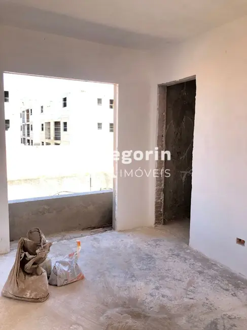 Sobrado com 3 quartos à venda, 91m2 em Vargem Grande, Pinhais - PR - imagem 7 Foto 7 de Sobrado com 3 quartos à venda, 91m2 em Vargem Grande, Pinhais - PR