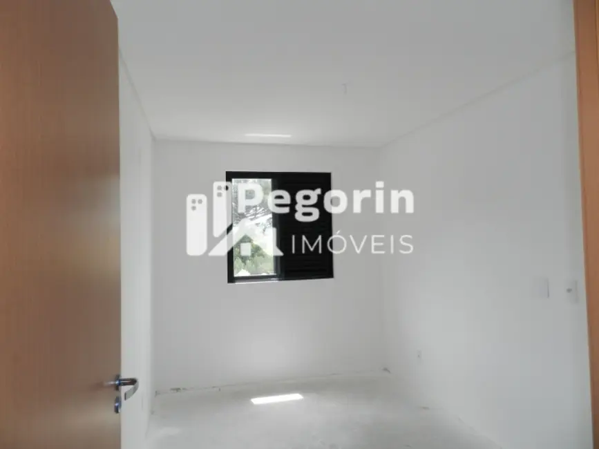 Cobertura com 4 quartos à venda, 124m2 em Centro, Pinhais - PR - imagem 9 Foto 9 de Cobertura com 4 quartos à venda, 124m2 em Centro, Pinhais - PR