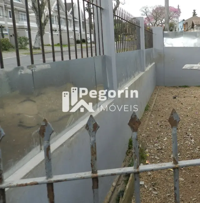 Casa com 4 quartos à venda, 180m2 em Jardim Social, Curitiba - PR - imagem 8 Foto 8 de Casa com 4 quartos à venda, 180m2 em Jardim Social, Curitiba - PR