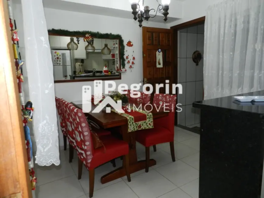 Foto 9 de Casa com 3 quartos à venda, 130m2 em Tingui, Curitiba - PR