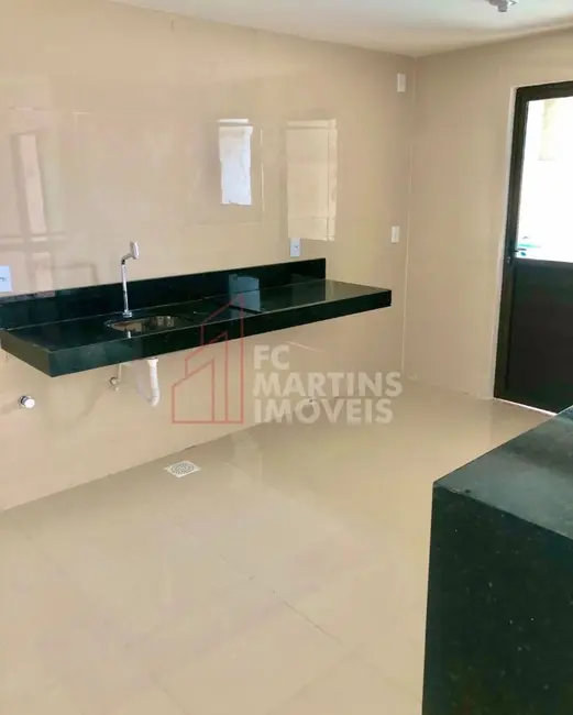 Foto 4 de Casa à venda, 150m2 em Eusebio - CE