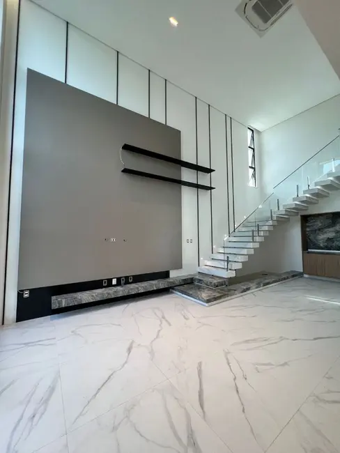 Casa de Condomínio com 5 quartos à venda, 380m2 em Centro, Eusebio - CE - imagem 3 Foto 3 de Casa de Condomínio com 5 quartos à venda, 380m2 em Centro, Eusebio - CE