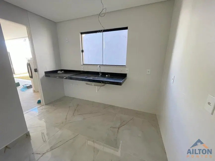 Foto 5 de Casa com 3 quartos à venda, 136m2 em Santa Mônica, Guarapari - ES