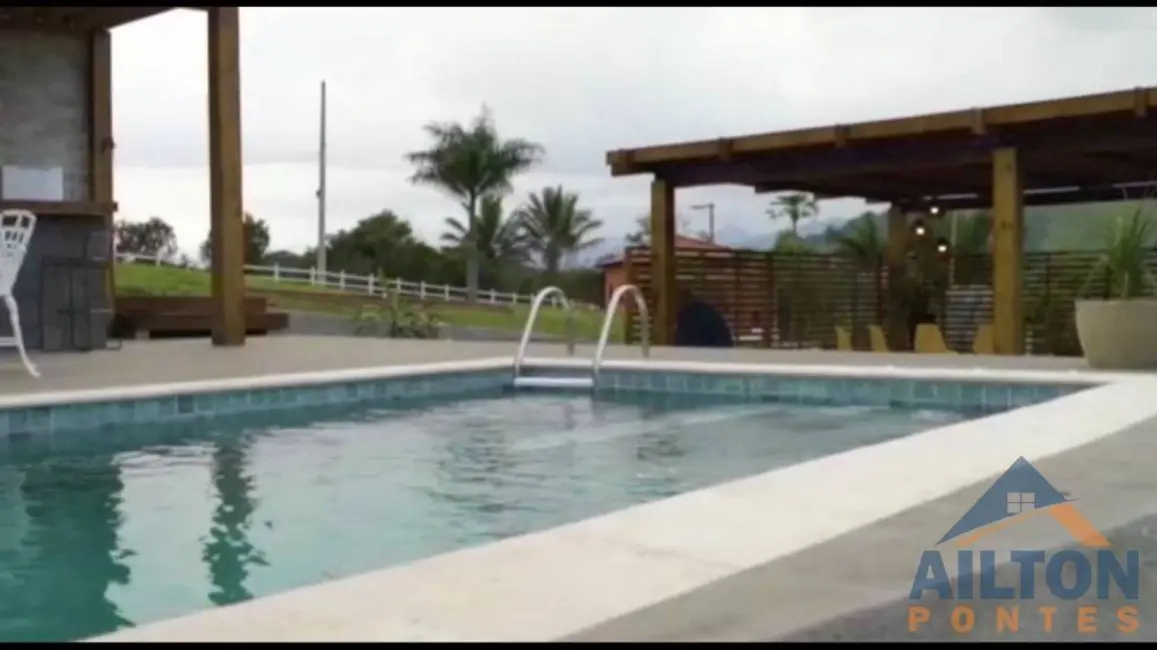 Foto 3 de Terreno / Lote à venda, 405m2 em Anchieta - ES