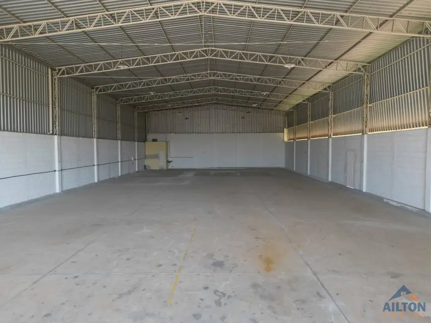 Armazém / Galpão para alugar, 672m2 em Aeroporto, Guarapari - ES - imagem 3 Foto 3 de Armazém / Galpão para alugar, 672m2 em Aeroporto, Guarapari - ES