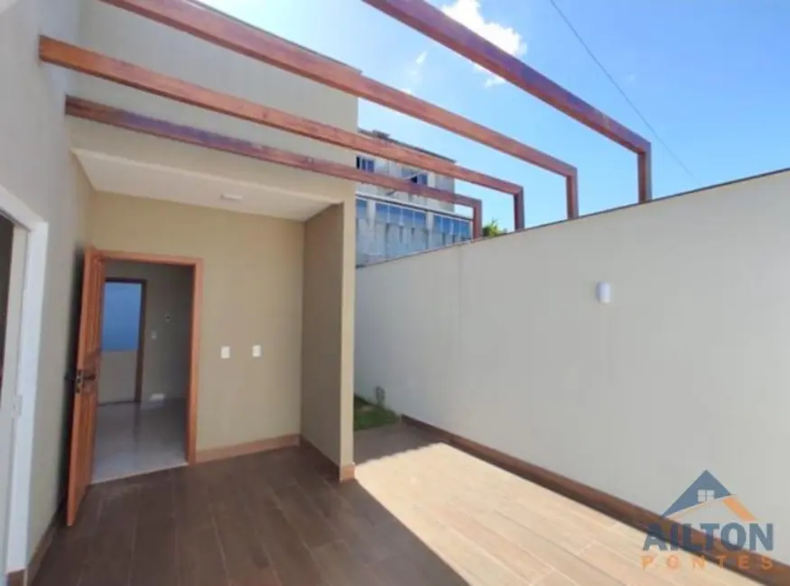 Foto 3 de Casa com 2 quartos à venda, 85m2 em Itapebussu, Guarapari - ES