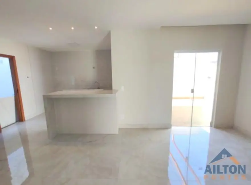 Foto 6 de Casa com 2 quartos à venda, 85m2 em Itapebussu, Guarapari - ES