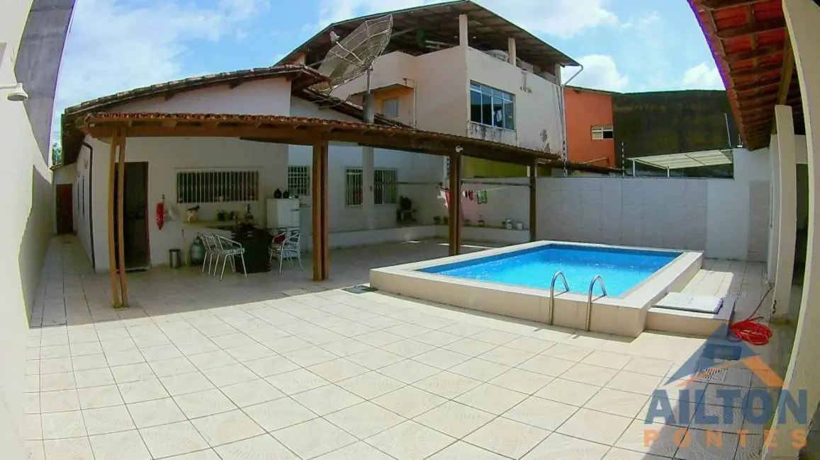 Foto 1 de Casa com 3 quartos à venda, 204m2 em Itapebussu, Guarapari - ES