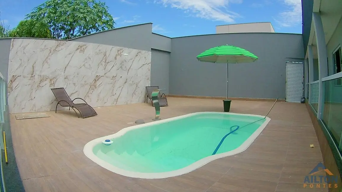 Foto 3 de Casa com 4 quartos à venda, 190m2 em Santa Mônica, Guarapari - ES