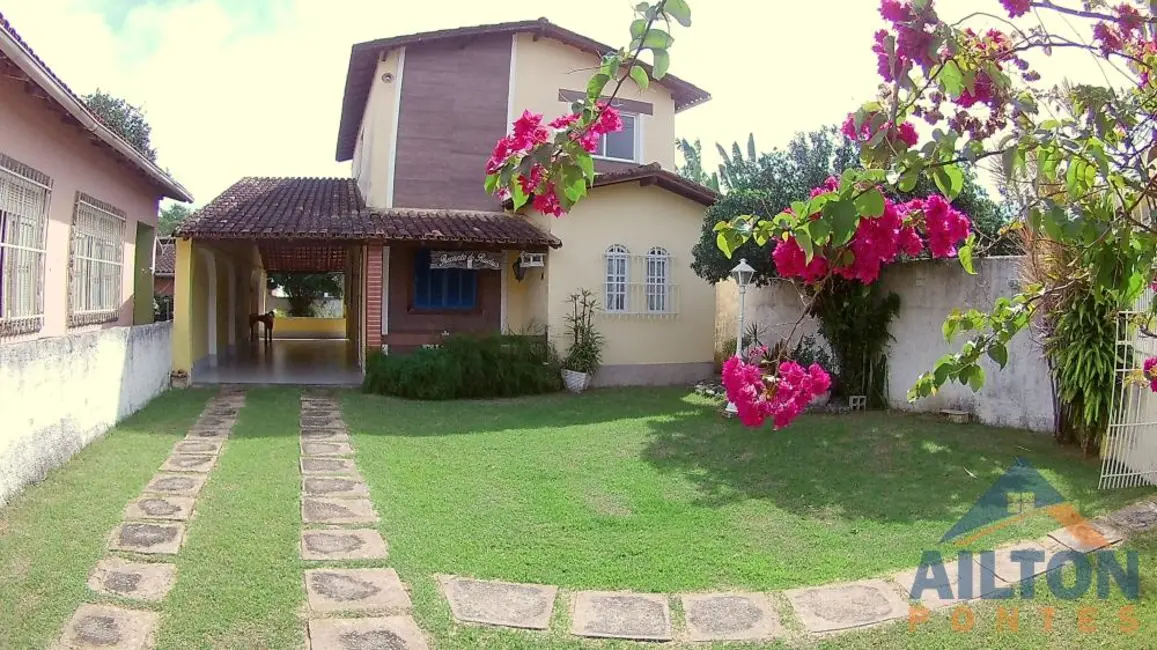 Foto 1 de Casa com 3 quartos à venda, 140m2 em Perocão, Guarapari - ES