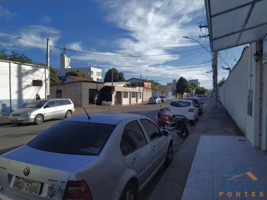 Loja com 1 quarto para alugar, 30m2 em Comunidade Urbana de Palmeiras, Guarapari - ES - imagem 4 Foto 4 de Loja com 1 quarto para alugar, 30m2 em Comunidade Urbana de Palmeiras, Guarapari - ES