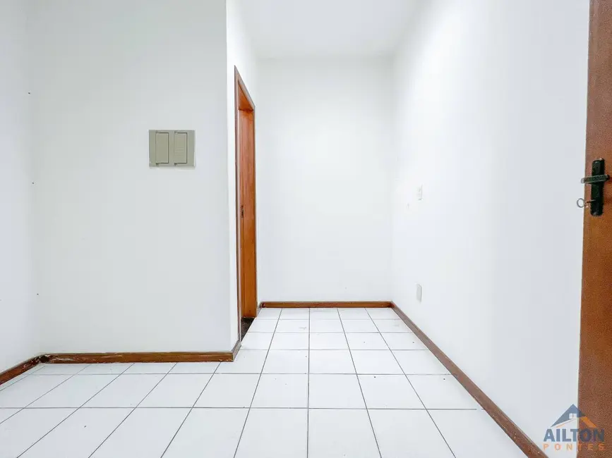 Loja para alugar, 35m2 em Centro, Guarapari - ES - imagem 5 Foto 5 de Loja para alugar, 35m2 em Centro, Guarapari - ES