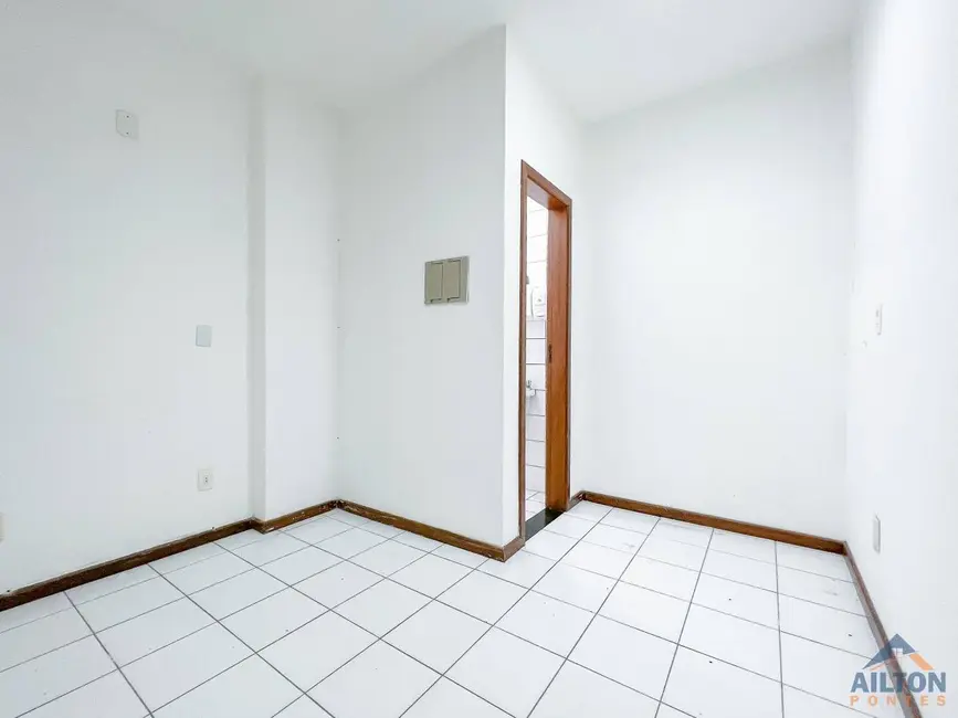 Loja para alugar, 35m2 em Centro, Guarapari - ES - imagem 7 Foto 7 de Loja para alugar, 35m2 em Centro, Guarapari - ES