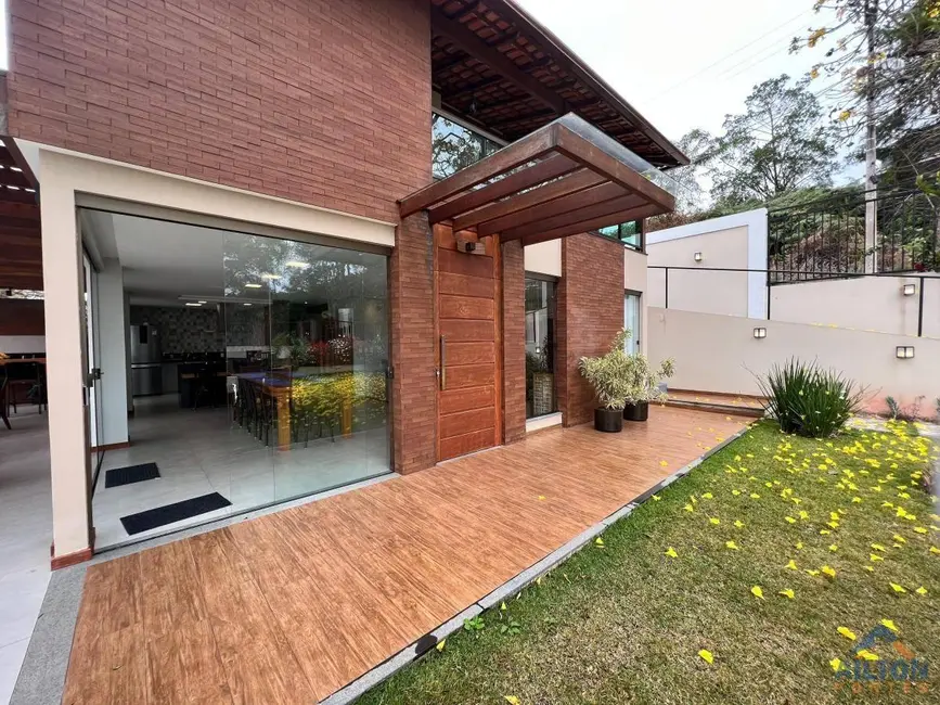 Casa com 6 quartos à venda, 400m2 em Domingos Martins - ES - imagem 4 Foto 4 de Casa com 6 quartos à venda, 400m2 em Domingos Martins - ES