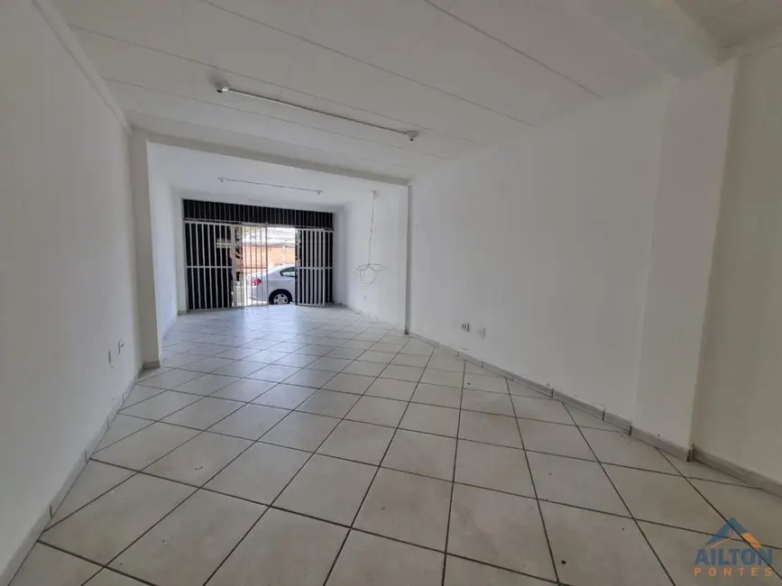 Foto 1 de Loja para alugar, 170m2 em Muquiçaba, Guarapari - ES