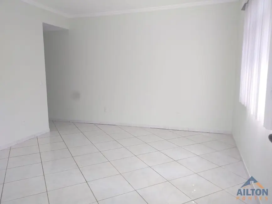 Casa com 3 quartos para alugar, 130m2 em Itapebussu, Guarapari - ES - imagem 7 Foto 7 de Casa com 3 quartos para alugar, 130m2 em Itapebussu, Guarapari - ES