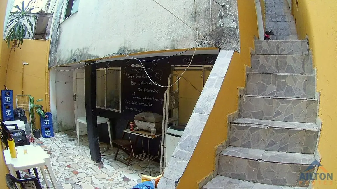 Casa com 5 quartos à venda, 110m2 em Muquiçaba, Guarapari - ES - imagem 8 Foto 8 de Casa com 5 quartos à venda, 110m2 em Muquiçaba, Guarapari - ES