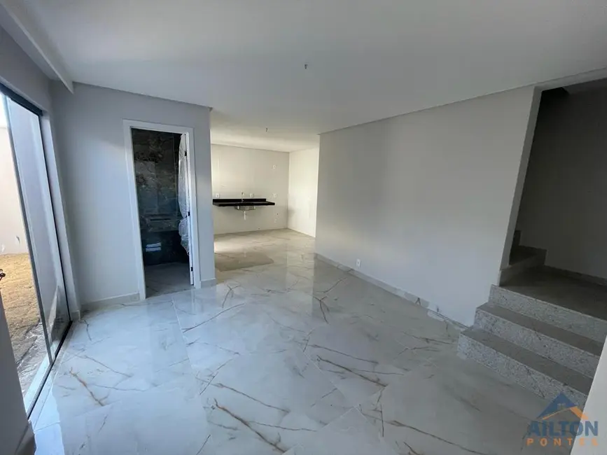 Foto 3 de Casa com 3 quartos à venda, 124m2 em Santa Mônica, Guarapari - ES