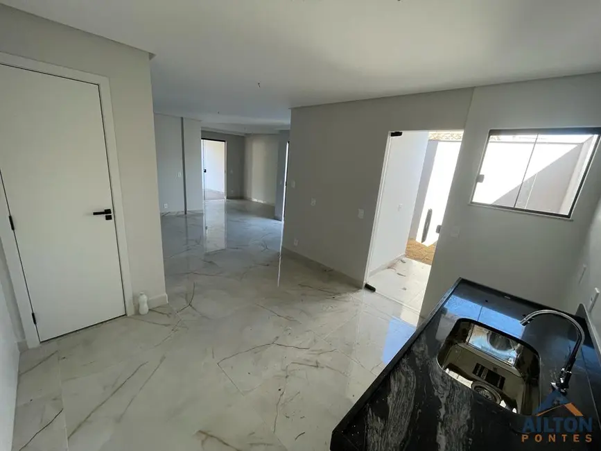 Foto 5 de Casa com 3 quartos à venda, 124m2 em Santa Mônica, Guarapari - ES