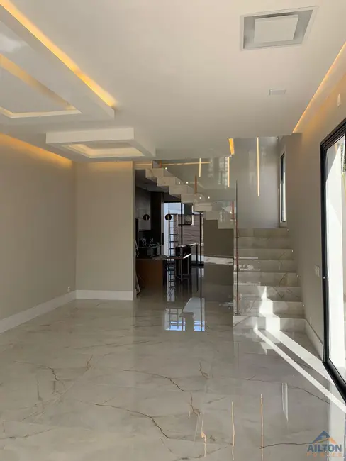 Foto 1 de Casa com 3 quartos à venda, 210m2 em Praia do Morro, Guarapari - ES