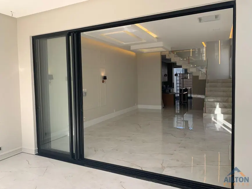 Foto 2 de Casa com 3 quartos à venda, 210m2 em Praia do Morro, Guarapari - ES