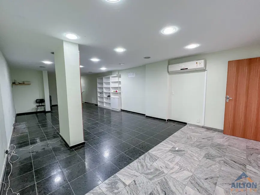 Foto 4 de Loja à venda, 53m2 em Centro, Guarapari - ES